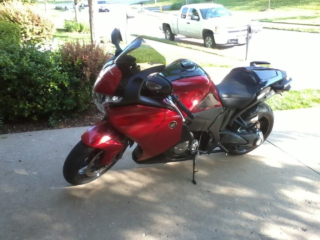 Rear seat cowl. Seventh Generation VFR's VFRDiscussion